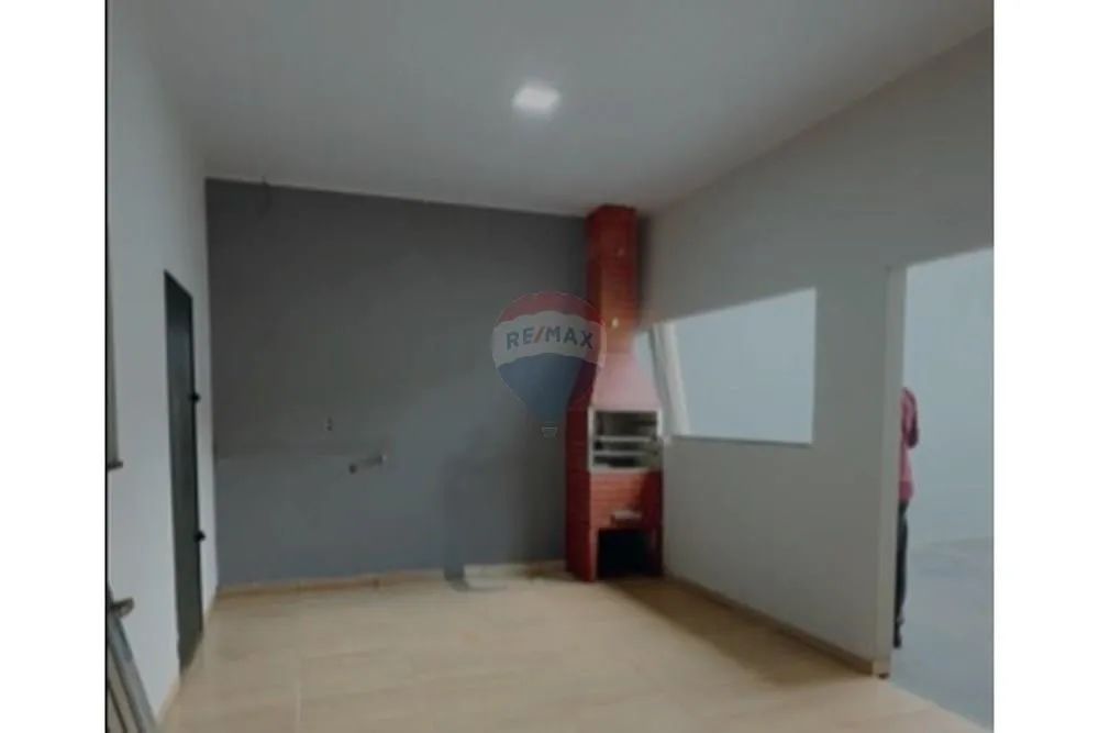 Casa Ampla com 3 Suítes e Churrasqueira! - Foto 3