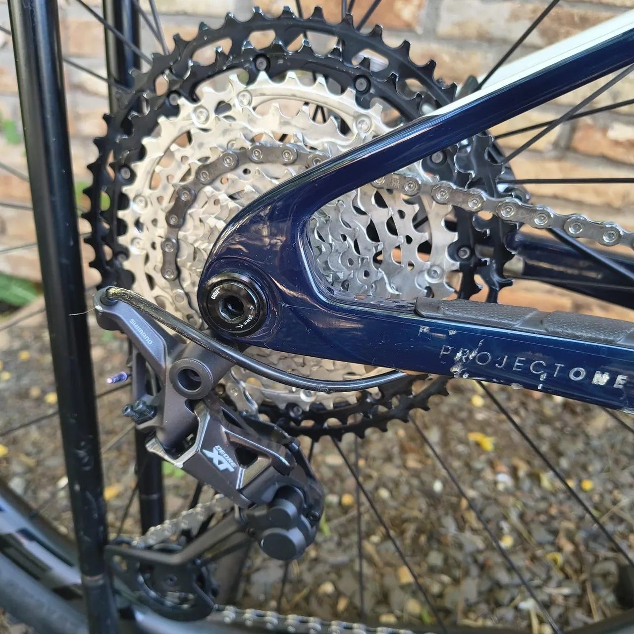 Trek E-Caliber - Tamanho L - Carbono - Upgrades  - Foto 5