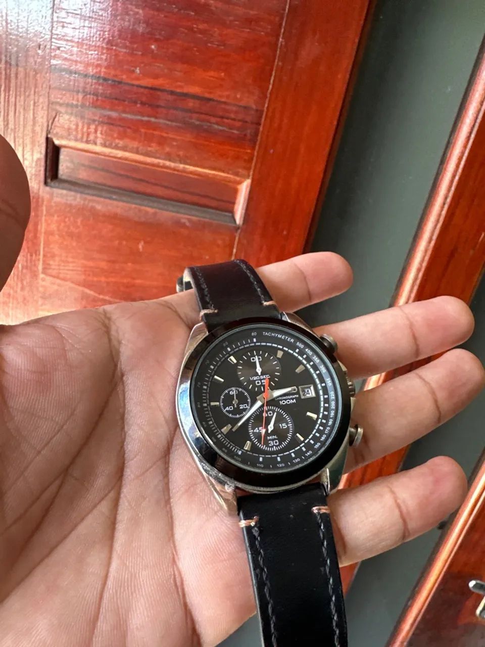 Relógio masculino pulseira de couro 
