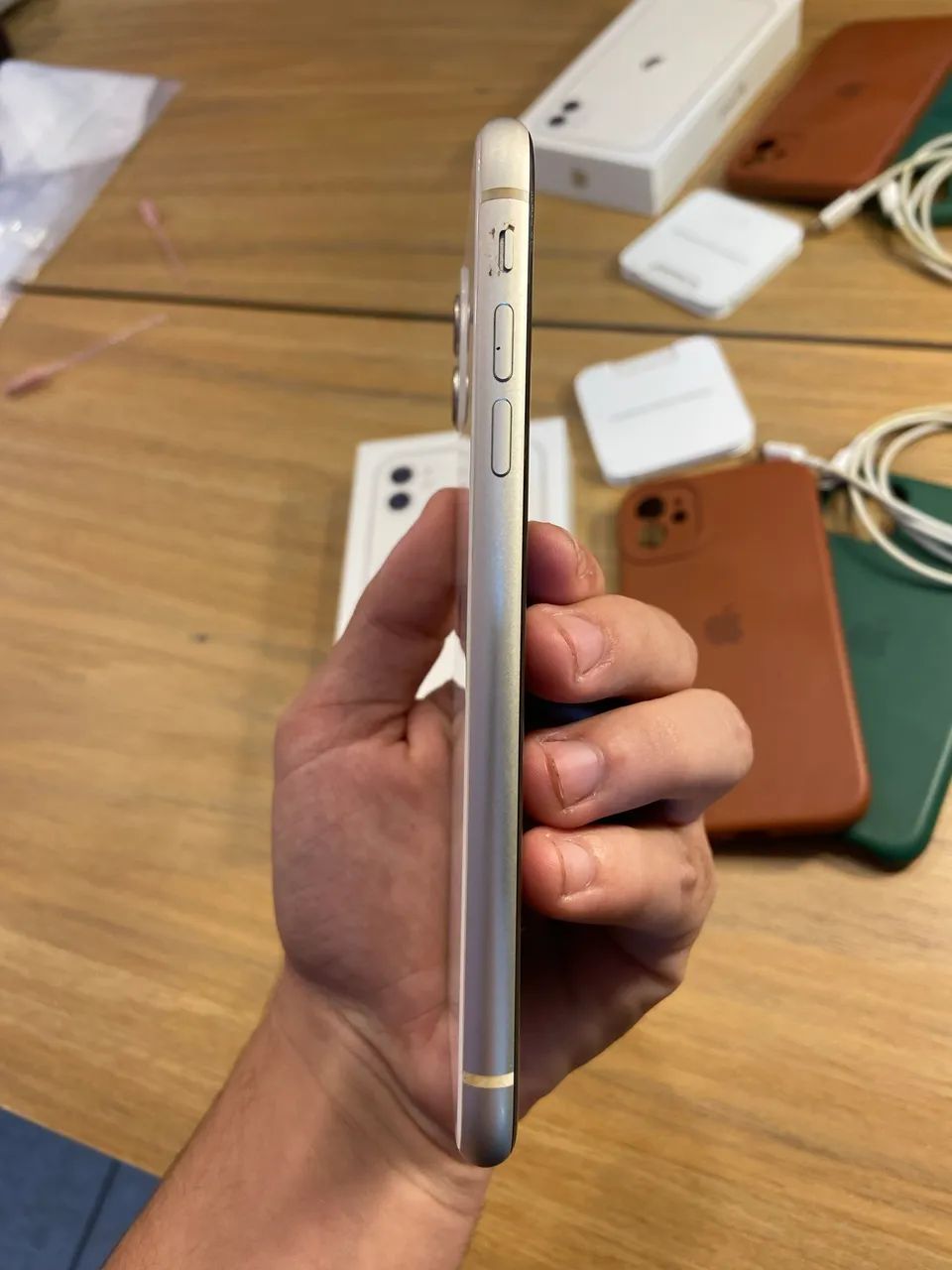 IPHONE 11 128GB BRANCO ? - Foto 4