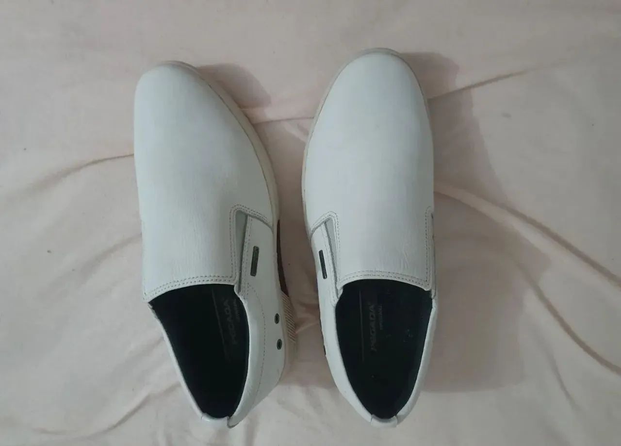 TAMANHO 40 SAPATO PEGADA BRANCO