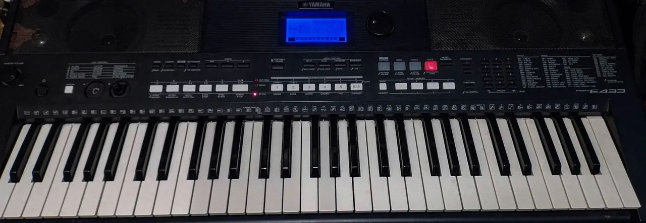 Teclado yamaha psr e-433 - Foto 3