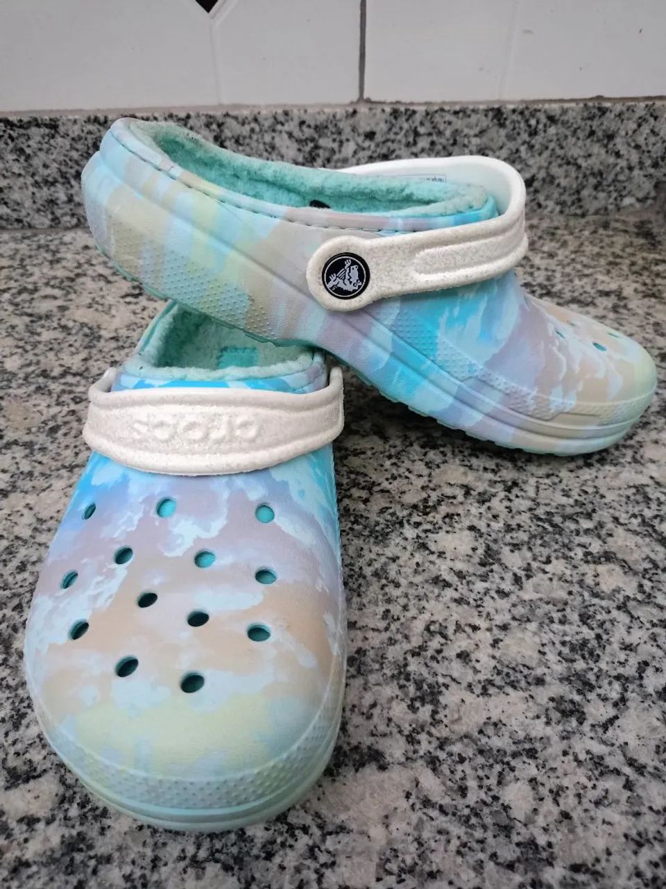 Crocs infantil forrado 