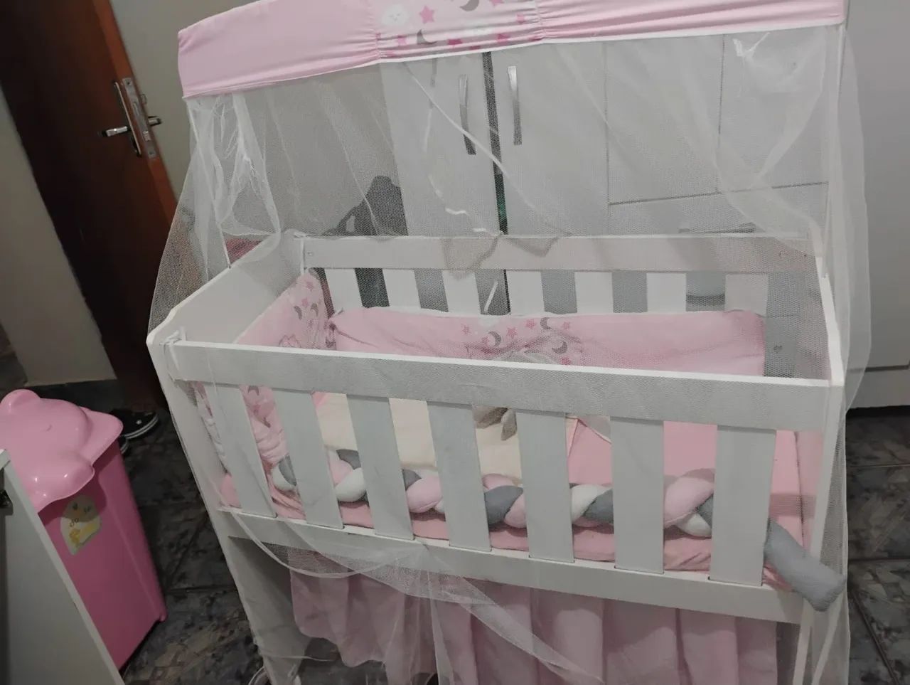Vendo mini berço 