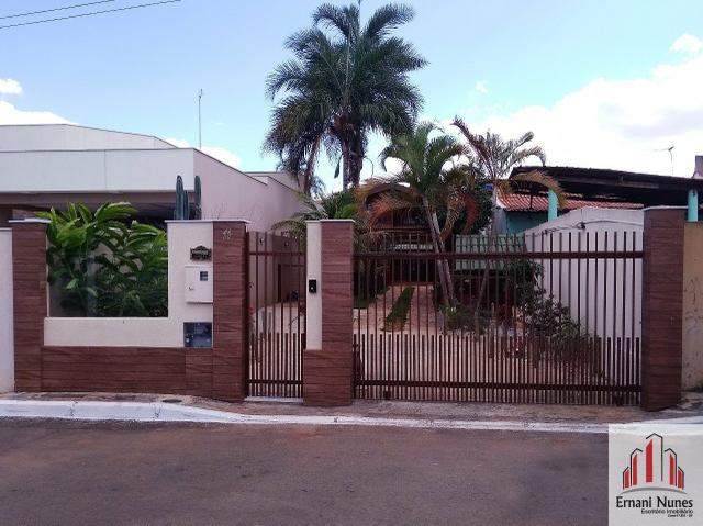 Linda Casa Rua 12 vazado p Estrutural Ernani Nunes
