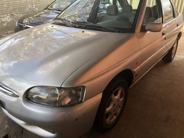 Ford Escort 1.8 completo - Foto 3