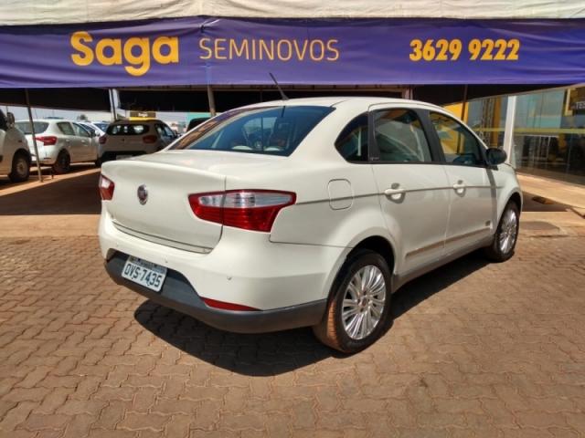 FIAT GRAND SIENA 1.6 MPI ESSENCE 16V 2015 - Foto 2