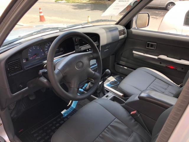 Hilux Cd Srv 4X4 3.0 8V 116cv TB Diesel - Foto 3