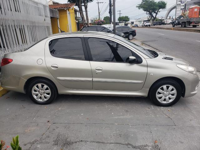 Peugeot 207 passion 1.4 ano 2013 completo 3000 de entrada - Foto 9