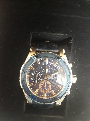 Relogio guess social