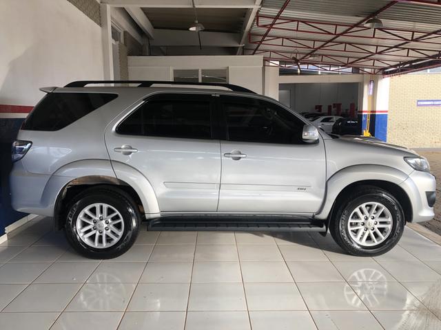 Hilux SW4 - 2013 - 7 lugares - SRV - Automática