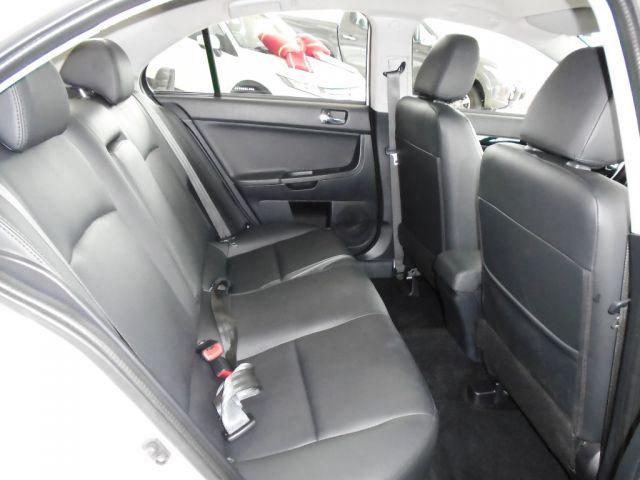 Lancer HL-T 2.0 16V 160cv Aut. - Foto 8
