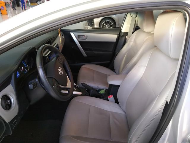 Toyota Corolla XEI 2.0 2018 - Foto 6