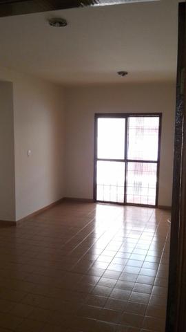 Vendo Apartamento térreo, 2 quartos com armário, com garagem, Vila Bandeirantes - Foto 6
