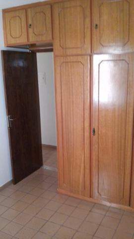 Vendo Apartamento térreo, 2 quartos com armário, com garagem, Vila Bandeirantes - Foto 4