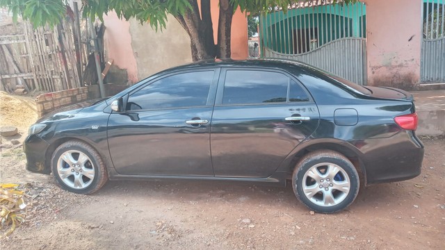 VENDO COROLLA XEI 1.8