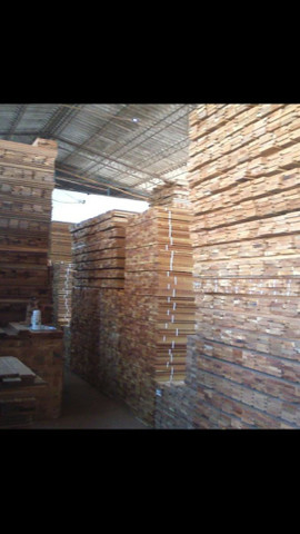 Portal de madeira, porta e alizar - Foto 2