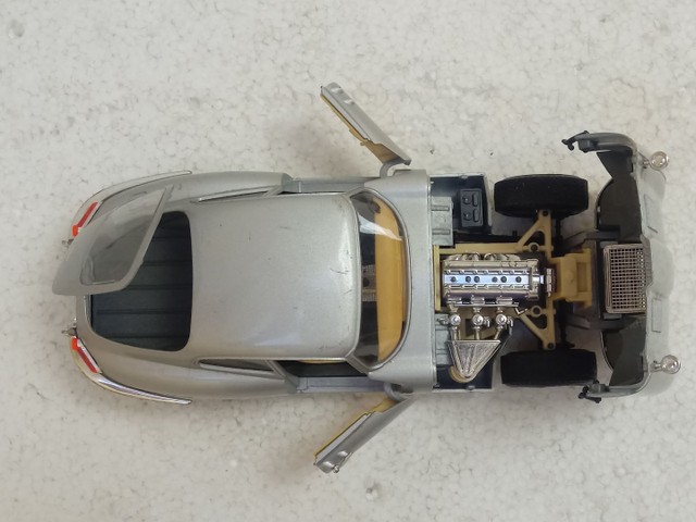 Brinquedo antigo carrinho jaguar x 12. 1/18 - Foto 2