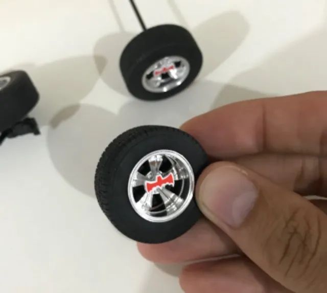 Batmóvel 1966 Hotwheels Super Elite 1:18 ( Rodas Originais ) - Foto 5