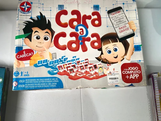 Jogo Infantil Cara A Cara Estrela Com Aplicativo De Celular