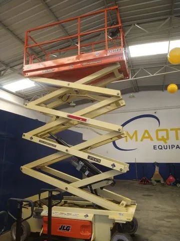 Locação de plataforma elevatória tesoura elétrica 12mts|8mts