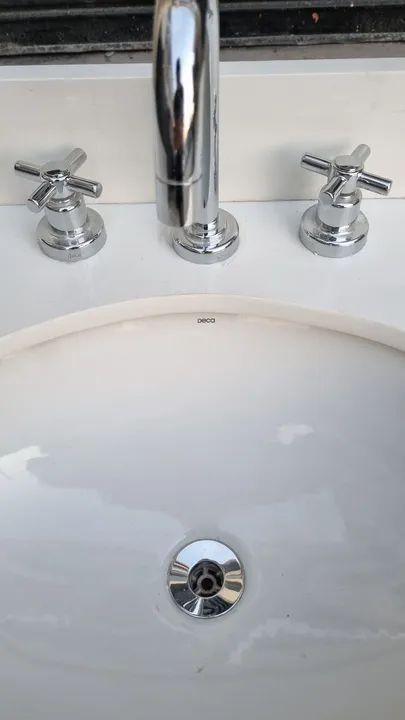 Lavatório em Quartzo Branco Cuba  Deca - Foto 4