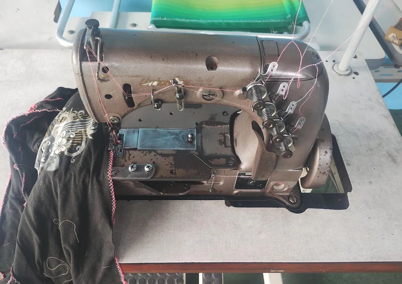 Picueta Máquina de costura  - Foto 2