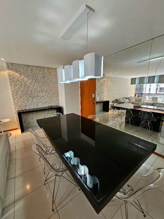 Vendo Belíssimo apartamento na ponta verde Edifício Castello Della Fontana.