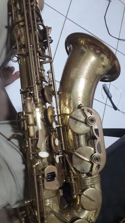 sax tenor shelter troco iphone