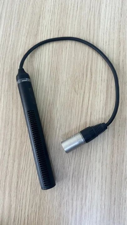 Microfone mini-Boom para câmera .  Sony cabo XLR 