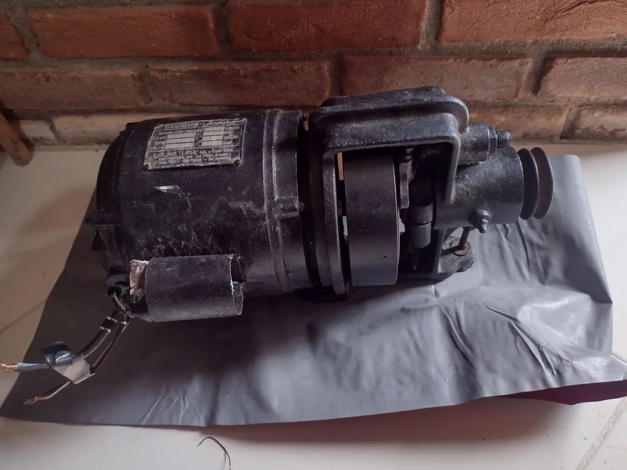 Motores para máquinas industriais 