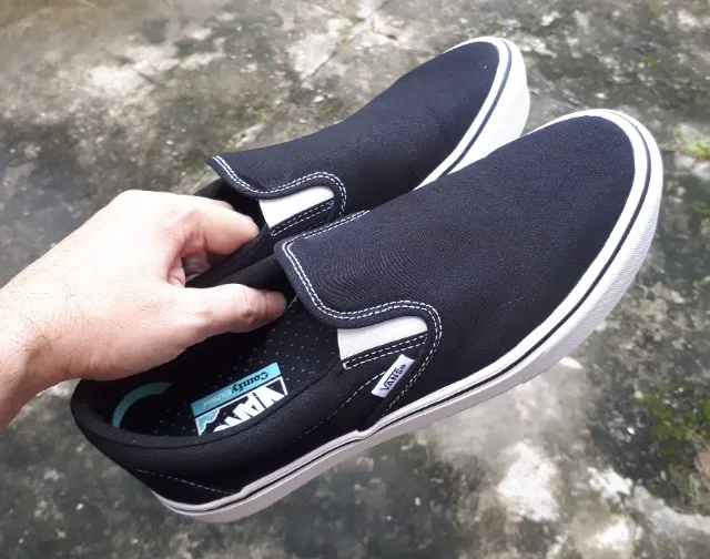 Tênis Vans Slip-on Black True White Comfycush - Tam 40(9US - 27cm)
