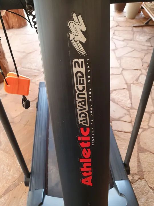 Esteira Advanced 2 Defeito no painel