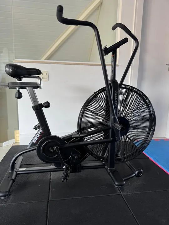 ASSAULT BIKE CLASSIC Airbike Academia e Exercicios Recreio dos Bandeirantes Rio de Janeiro 1348715674 OLX