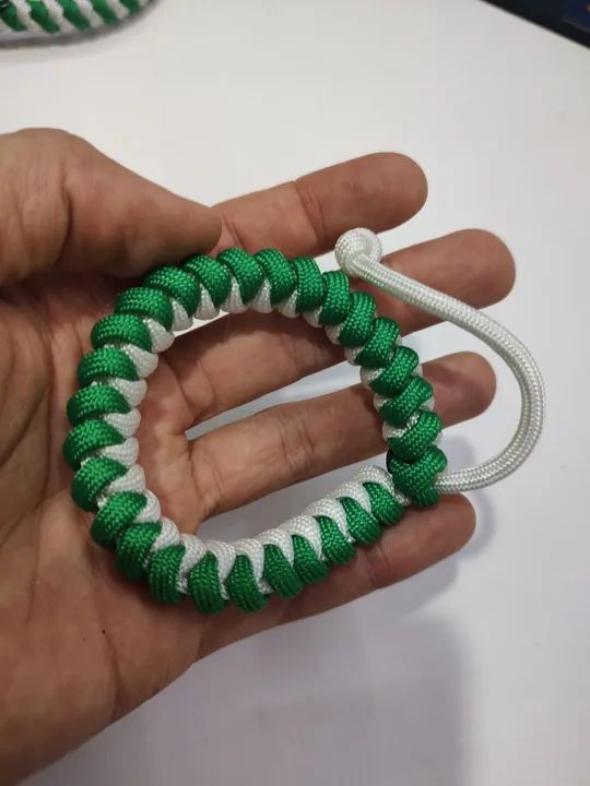 Bracelete de Paracord 550 Modelo Snake - Feito sob Medida e Customizável em 60 cores! - Foto 4