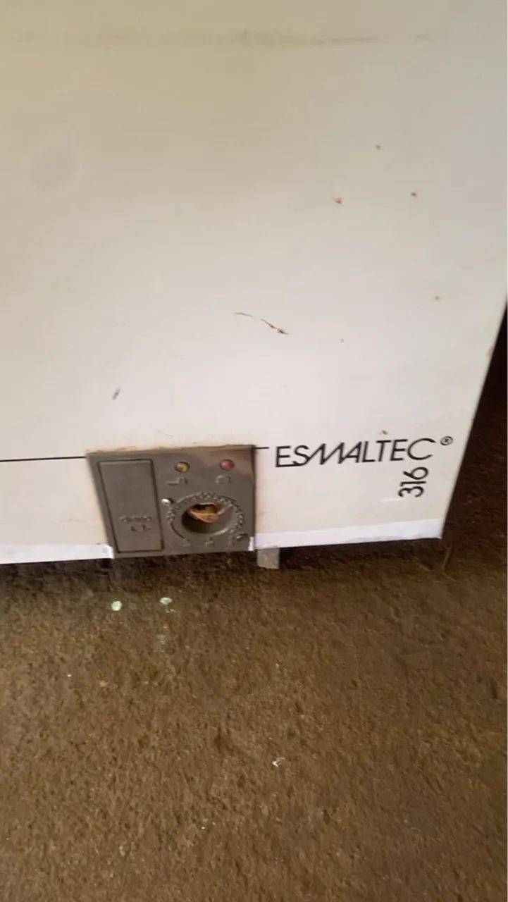 Freezer esmaltec 316 lt - Foto 3