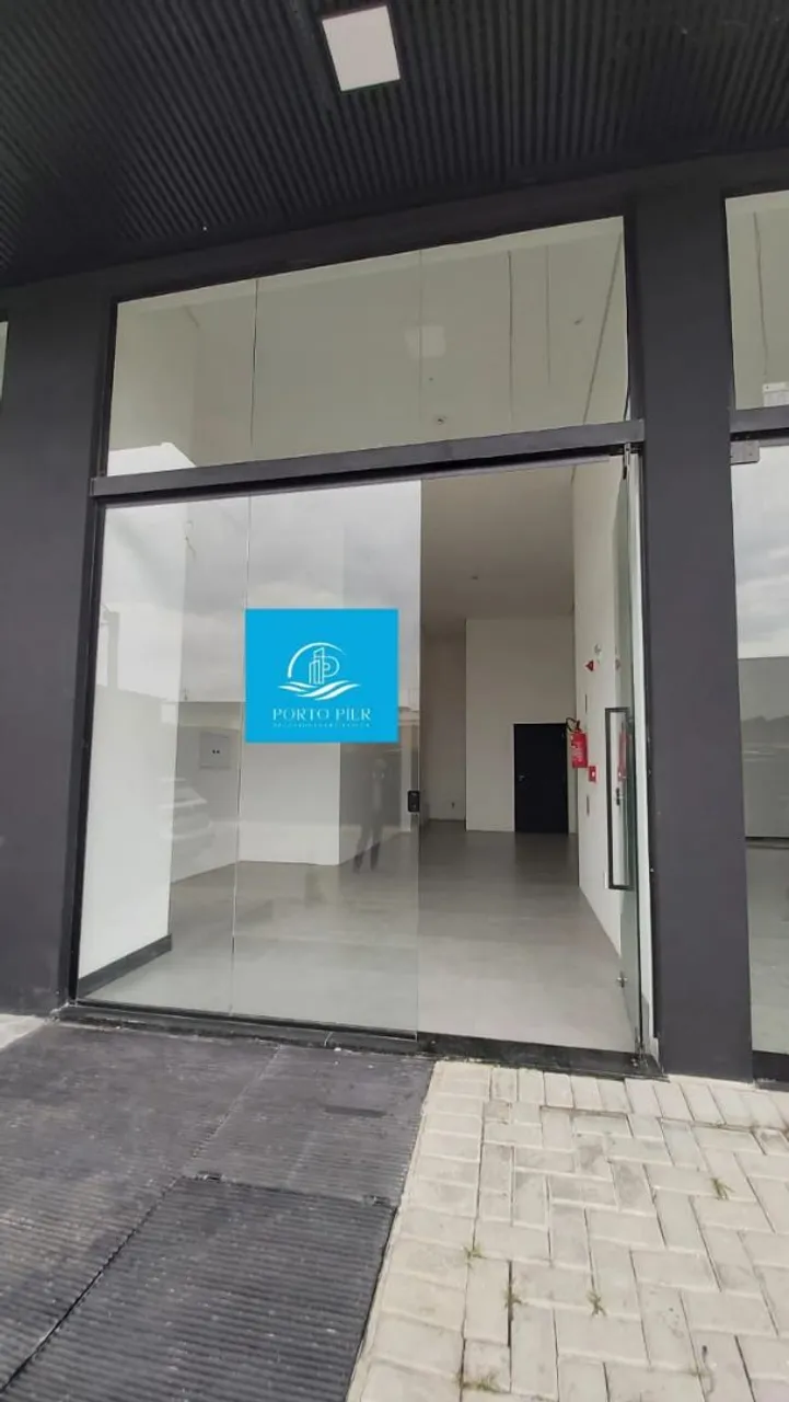 Sala comercial disponível para locação anual