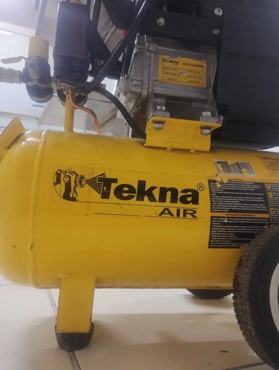 Compressor 220 v64385780906241123