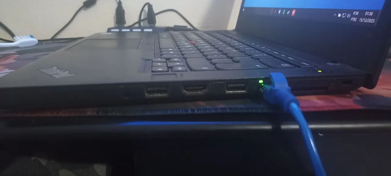 Notebook Lenovo ThinkPad  - Foto 3