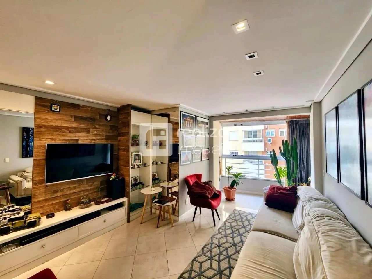 Apartamento 3 quartos no bairro Agronomica Florianópolis