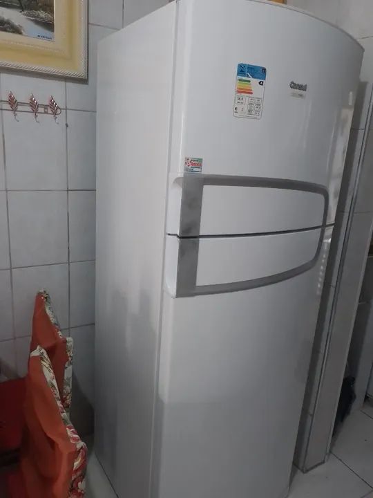 Vende-se Geladeira Duplex Fost Free em excelente estado  - Foto 4