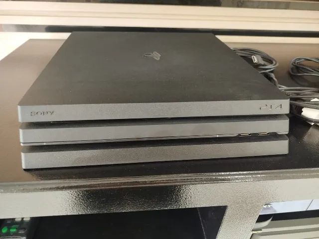 PS4 PRO 1TB Modelo CUH-7202B Consoles de Vídeo Game São João