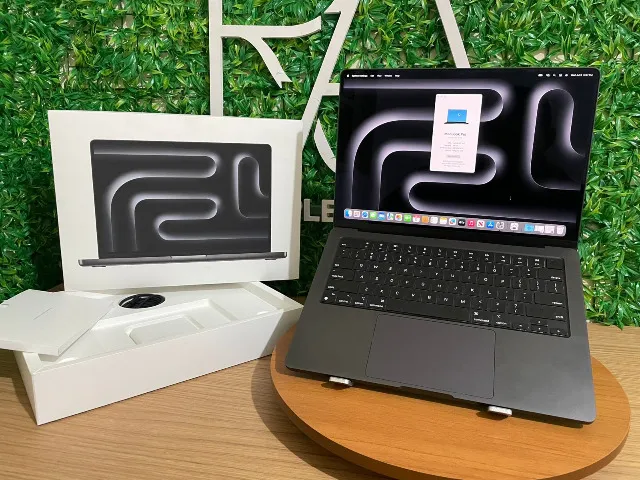 macbook pro m3 pro '14'. 18gb ram 1tb ssd completo