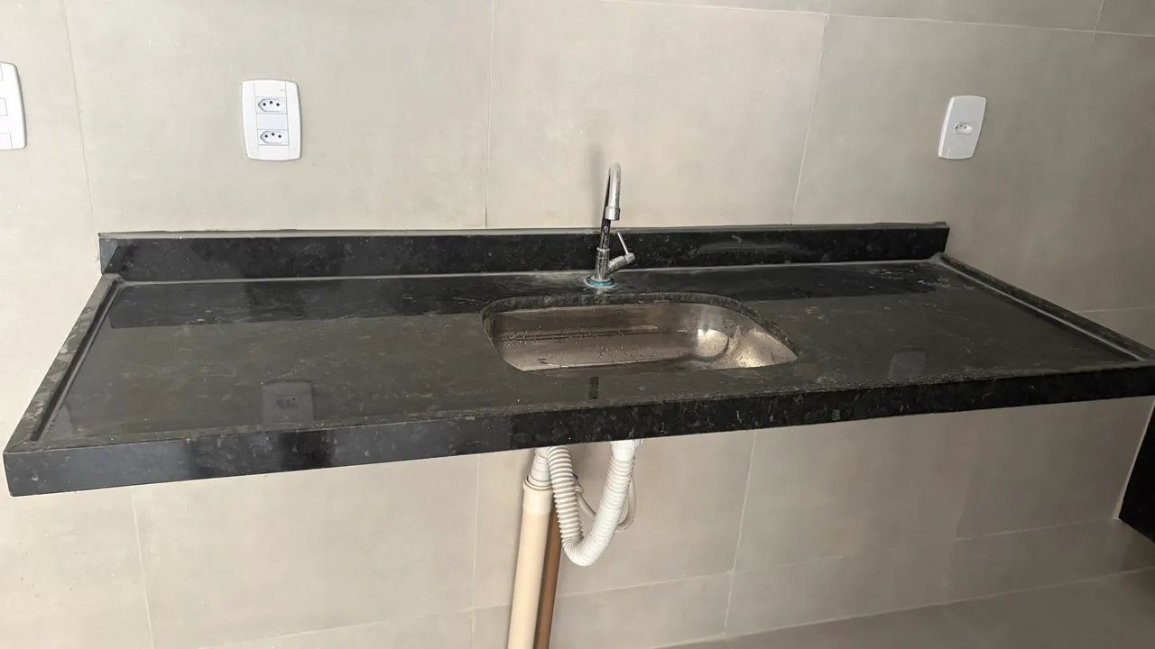 Bancada de cozinha em granito - Foto 3