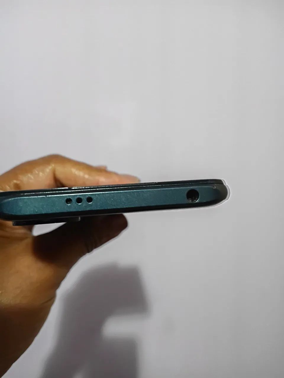 Xiaomi - Celular seminovo com carregador - Foto 5