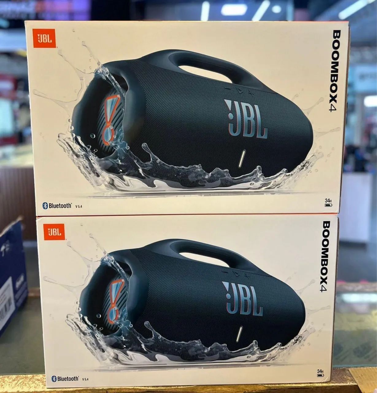Bombox 4