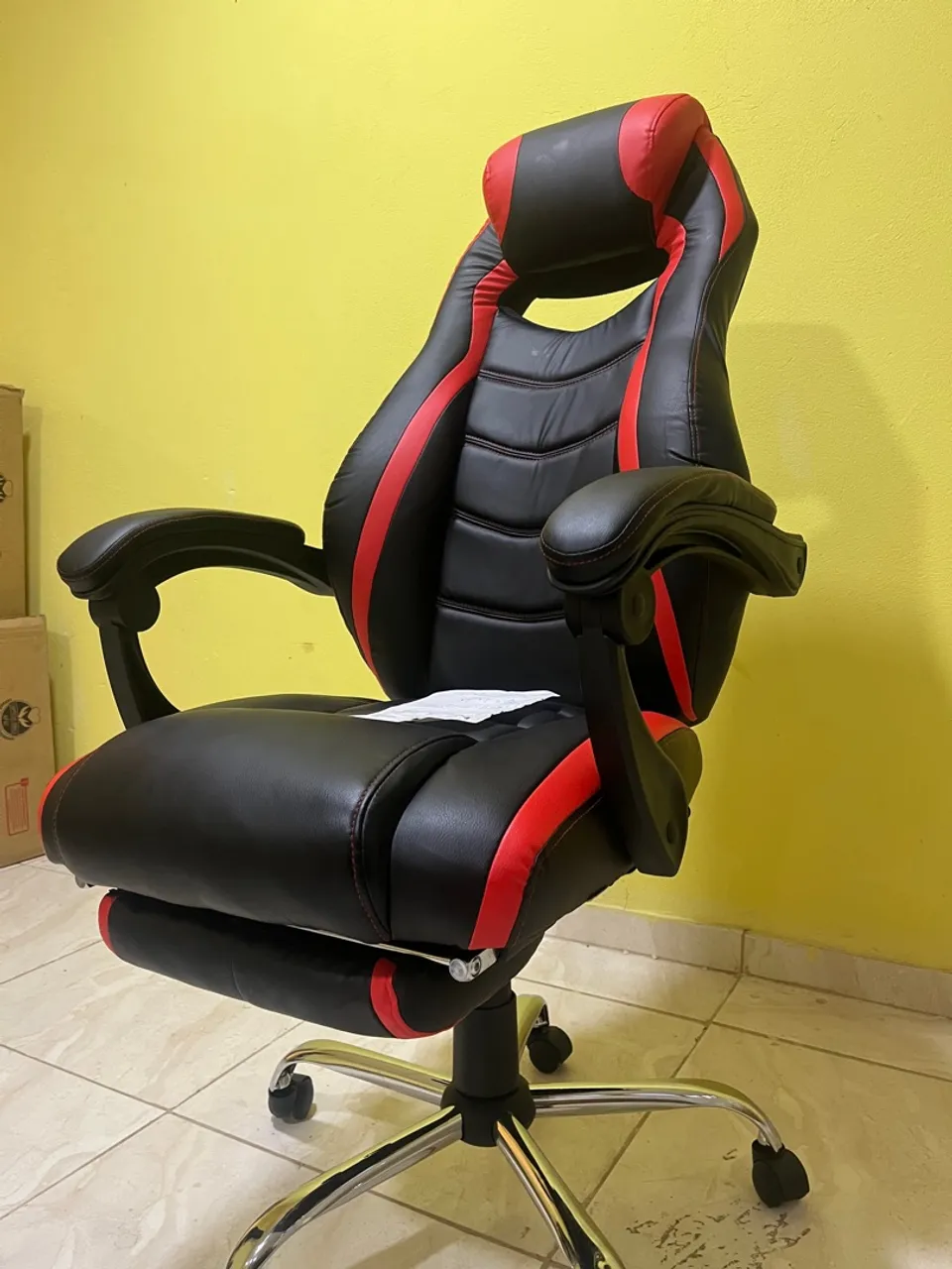 Cadeira Gamer Ergonômica Preta e Vermelha