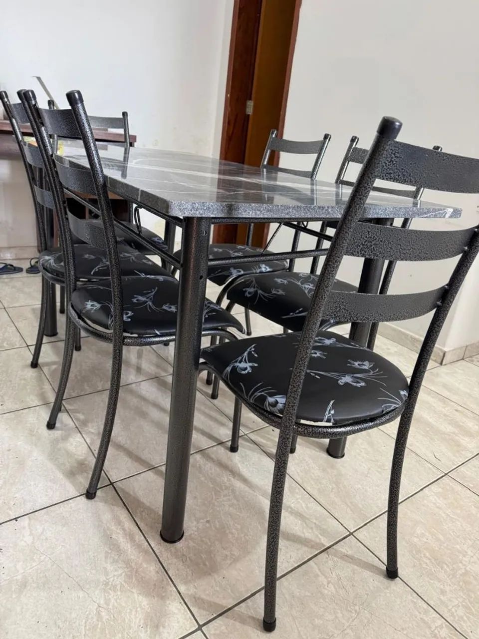 Mesa 6 cadeiras entrega e montagem grátis para Anápolis  - Foto 3