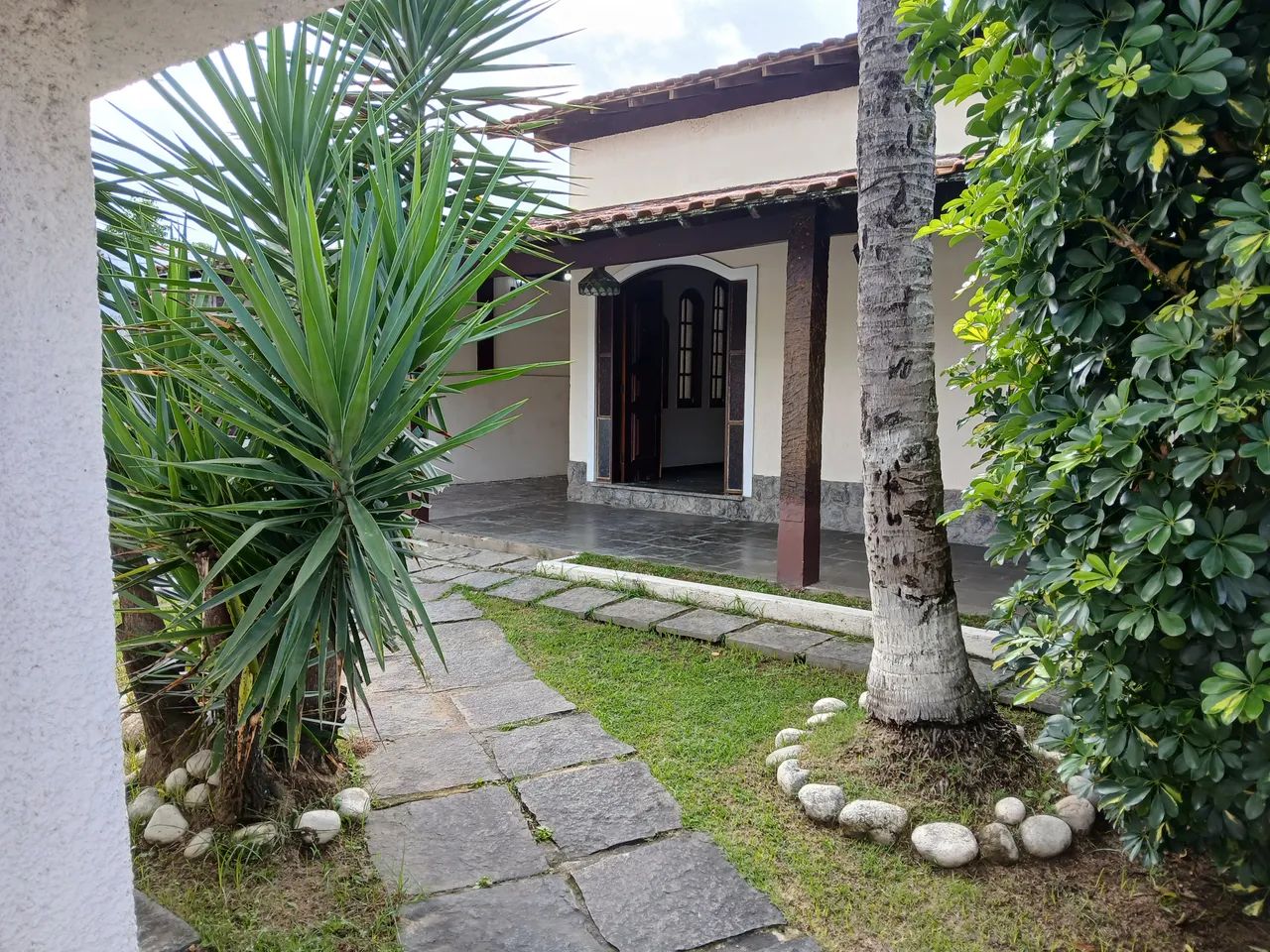 Casa c/piscina, Maralegre, rua atrás Paint Ball aluguel possui 150 m, 3 qtos em Piratining