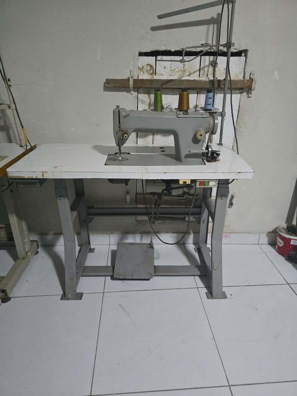 Máquina de Costura Industrial Reta